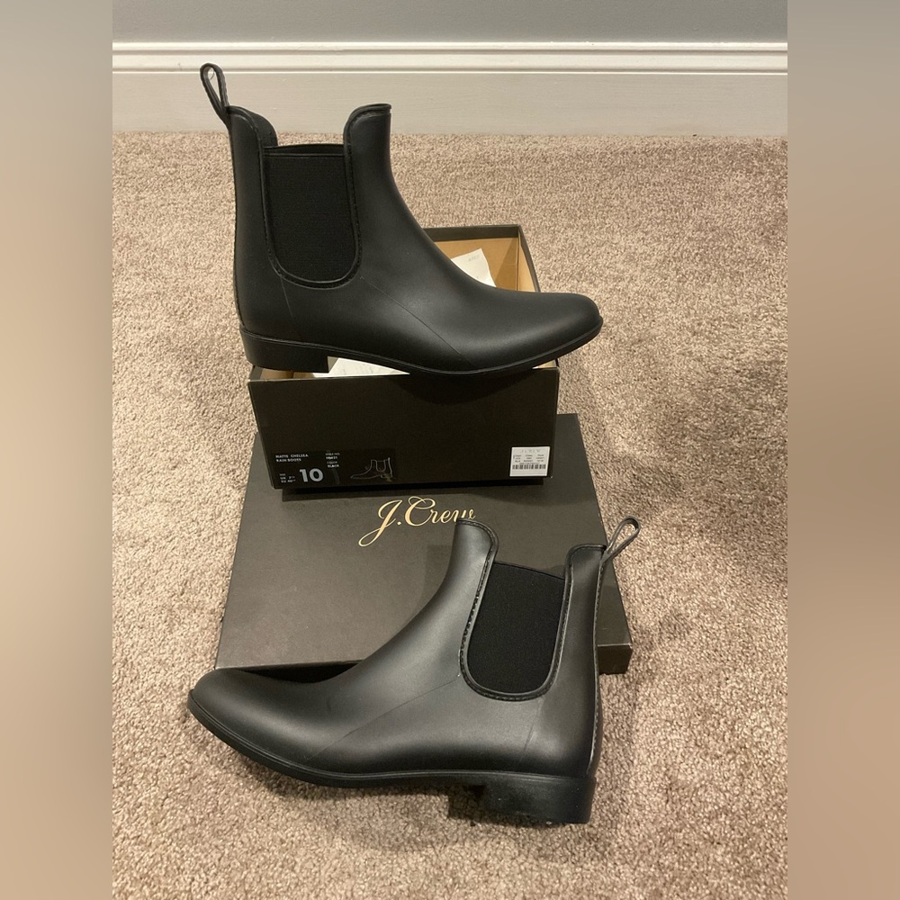 NEW J. Crew Black Chelsea rain boot